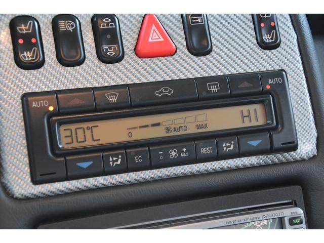 ＣＬＫ ＣＬＫ３２０カブリオレ　アバンギャルド　車検令和９年１月３０日　キーレス２　ＥＴＣ　走行６２０００キロ　マニュアルモード　クルーズコントロール　黒本革電動シート　シートヒーター　ＡＡＣ　タイミングチェーン（17枚目）