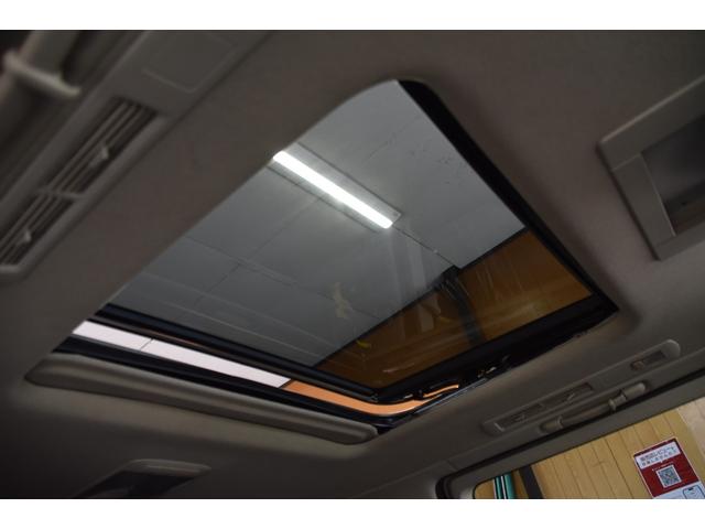 エルグランド ハイウェイスター　車検整備付き　ＨＩＤ　キーレス２　ＥＴＣ　走行６４０００キロ　ダブルサンルーフ　ドアバイザー　ウインカーミラー　電格ミラー　左パワスラ　中期型　タイミングチェーン　３５００ｃｃ　地デジフルセグ　Ｂカメ（46枚目）