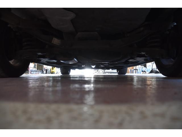 V50 2.0eアクティブ 車検整備付き HID キーレス2 ETC タイミングチェーン ドラレコ 純ナビ Bカメラ 革巻きハンドル オートエアコン 電格ミラー Rフォグ(39枚目)