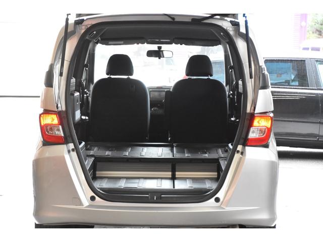 HONDA FREED SPIKE G JUST SELECTION