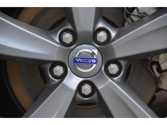 V40 T4 SE 車検令和8年8月27日 キーレス2 ETC 1オーナー ターボ 記録簿 黒本革シート 走行65000キロ クルコン Pスタート 革巻きハンドル(31枚目)