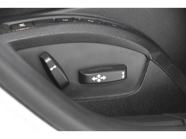 V40 T4 SE 車検令和8年8月27日 キーレス2 ETC 1オーナー ターボ 記録簿 黒本革シート 走行65000キロ クルコン Pスタート 革巻きハンドル(42枚目)