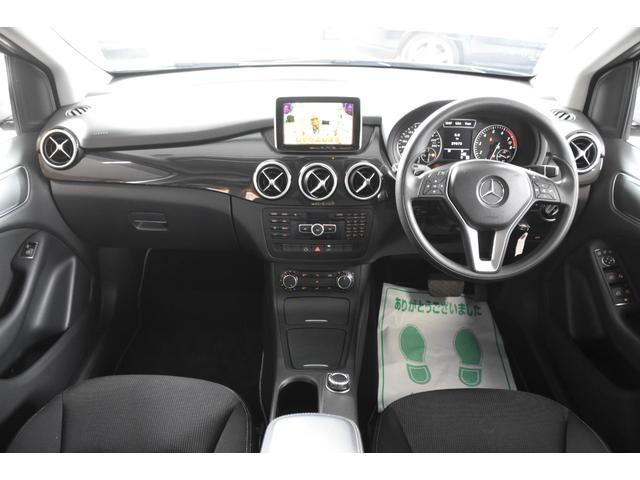 Ｂクラス Ｂ１８０　ブルーエフィシェンシー　車検整備付き　ＥＴＣ　キーレス　ドアバイザー　走行３００００キロ　純正１６ＡＷ６分山　ステコン　前後ドラレコ　クルコン　タイチェン　地デジフルセグ　Ｂカメラ　ターボ（8枚目）