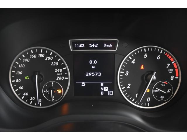 Ｂクラス Ｂ１８０　ブルーエフィシェンシー　車検整備付き　ＥＴＣ　キーレス　ドアバイザー　走行３００００キロ　純正１６ＡＷ６分山　ステコン　前後ドラレコ　クルコン　タイチェン　地デジフルセグ　Ｂカメラ　ターボ（19枚目）