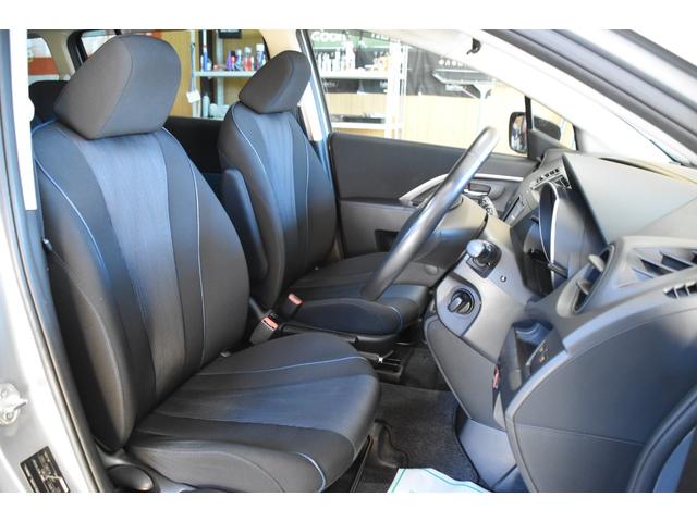 プレマシー ２０Ｓ　車検令和９年３月１４日　スマートキー２　ＥＴＣ　走行３００００キロ　記録簿　ドアバイザー　ＨＩＤ　フォグランプ　両パワスラ　電格ミラー　オートＡＣ（11枚目）