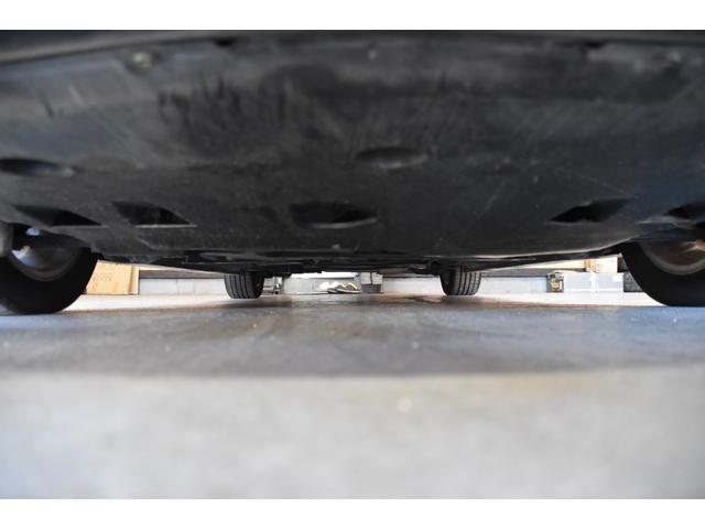 プレマシー ２０Ｓ　車検令和９年３月１４日　スマートキー２　ＥＴＣ　走行３００００キロ　記録簿　ドアバイザー　ＨＩＤ　フォグランプ　両パワスラ　電格ミラー　オートＡＣ（41枚目）