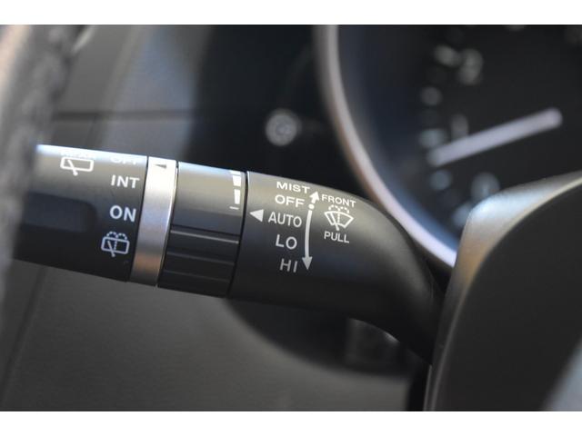 プレマシー ２０Ｓ　車検令和９年３月１４日　スマートキー２　ＥＴＣ　走行３００００キロ　記録簿　ドアバイザー　ＨＩＤ　フォグランプ　両パワスラ　電格ミラー　オートＡＣ（51枚目）