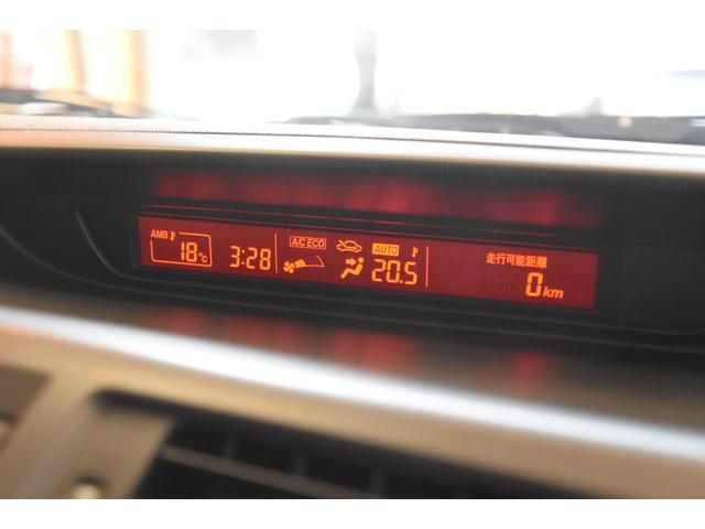 プレマシー ２０Ｓ　車検令和９年３月１４日　スマートキー２　ＥＴＣ　走行３００００キロ　記録簿　ドアバイザー　ＨＩＤ　フォグランプ　両パワスラ　電格ミラー　オートＡＣ（59枚目）