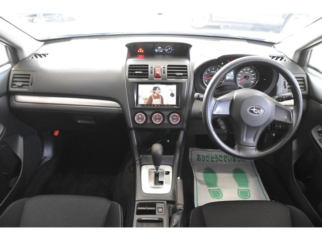 運転席周りも擦れや汚れなどなく綺麗です！運転席・助手席に使用感も少なく大事に乗られていたことが想像できます！！電装品関係も全てチェック済みですのでご安心下さい！