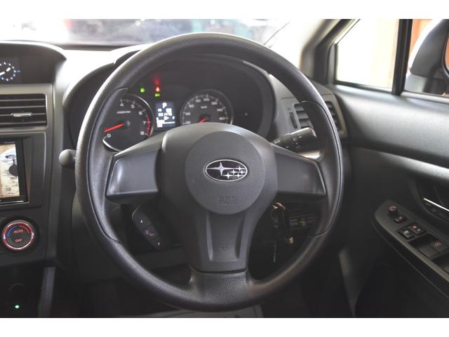 ハンドルも擦れや破れなどなく綺麗な状態です☆