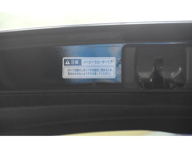 マークIIブリット ２．５ｉＲ－Ｓ　Ｆｏｕｒ　車検整備付き　４ＷＤ　ＨＩＤ　キーレス　記録簿　電格ミラー　ミラーヒーター　革巻きハンドル　ートエアコン　ツイーター　純正オーディオ（16枚目）