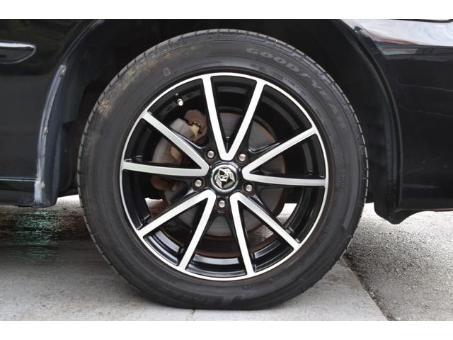 マークIIブリット ２．５ｉＲ－Ｓ　Ｆｏｕｒ　車検整備付き　４ＷＤ　ＨＩＤ　キーレス　記録簿　電格ミラー　ミラーヒーター　革巻きハンドル　ートエアコン　ツイーター　純正オーディオ（30枚目）