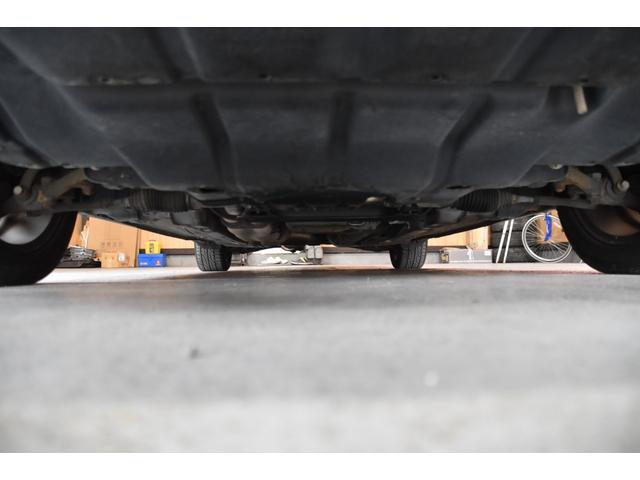 マークIIブリット ２．５ｉＲ－Ｓ　Ｆｏｕｒ　車検整備付き　４ＷＤ　ＨＩＤ　キーレス　記録簿　電格ミラー　ミラーヒーター　革巻きハンドル　ートエアコン　ツイーター　純正オーディオ（37枚目）