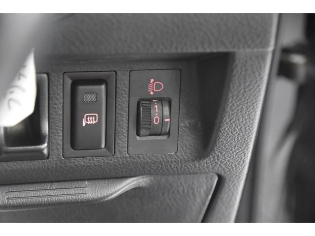 マークIIブリット ２．５ｉＲ－Ｓ　Ｆｏｕｒ　車検整備付き　４ＷＤ　ＨＩＤ　キーレス　記録簿　電格ミラー　ミラーヒーター　革巻きハンドル　ートエアコン　ツイーター　純正オーディオ（43枚目）