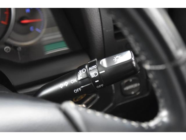 マークIIブリット ２．５ｉＲ－Ｓ　Ｆｏｕｒ　車検整備付き　４ＷＤ　ＨＩＤ　キーレス　記録簿　電格ミラー　ミラーヒーター　革巻きハンドル　ートエアコン　ツイーター　純正オーディオ（45枚目）