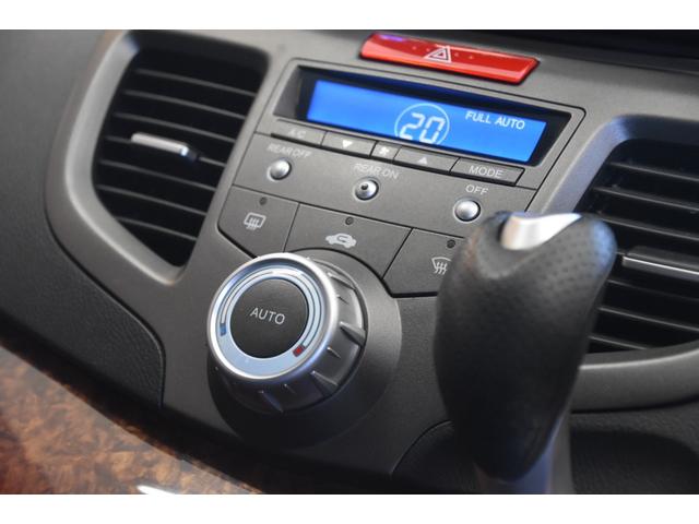 オデッセイ Ｍ　車検令和９年１１月１４日　下取り車　キーレス　後期型　ＨＩＤ　タイミングチェーン　マニュアルモード　ＥＴＣ　Ｂｌｕｅｔｏｏｔｈ接続　コナーセンサー（3枚目）