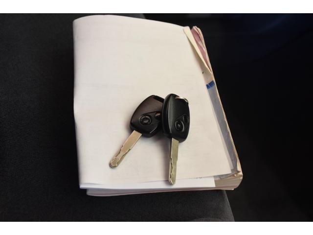 オデッセイ Ｍ　車検令和９年１１月１４日　下取り車　キーレス　後期型　ＨＩＤ　タイミングチェーン　マニュアルモード　ＥＴＣ　Ｂｌｕｅｔｏｏｔｈ接続　コナーセンサー（18枚目）