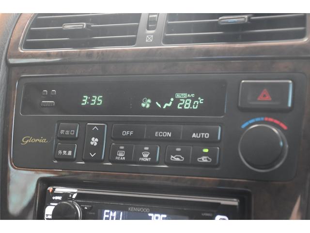 グロリア グランツーリスモＳ　車検令和９年７月２３日　キーレス　ＥＴＣ　後期型　フォグＨＩＤ　社外マフラー　車高調　社外１８ＡＷ　フルスモーク　ウッドコンビハンドル　ＵＳＢ（41枚目）