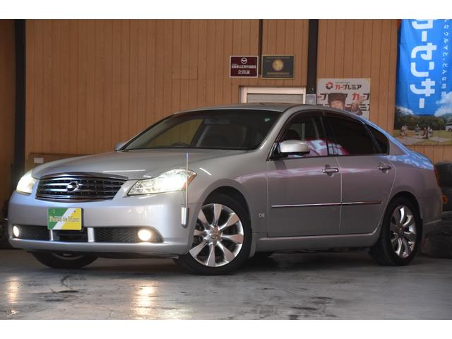 フーガ ４５０ＧＴ　車検整備付き　ＨＩＤ　スマキー２　ＥＴＣ　４５００ｃｃ　黒本革シート　純正１８ＡＷ　純ナビ　サイド　バックカメラ　タイチェン　革巻きハンドル（21枚目）