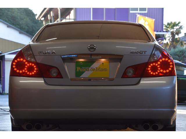フーガ ４５０ＧＴ　車検整備付き　ＨＩＤ　スマキー２　ＥＴＣ　４５００ｃｃ　黒本革シート　純正１８ＡＷ　純ナビ　サイド　バックカメラ　タイチェン　革巻きハンドル（25枚目）
