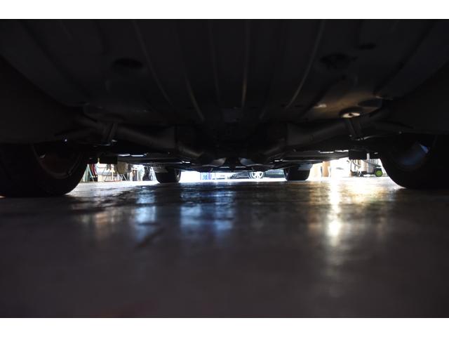 フーガ ４５０ＧＴ　車検整備付き　ＨＩＤ　スマキー２　ＥＴＣ　４５００ｃｃ　黒本革シート　純正１８ＡＷ　純ナビ　サイド　バックカメラ　タイチェン　革巻きハンドル（40枚目）