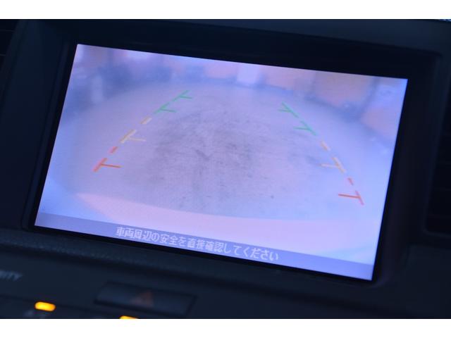 フーガ ４５０ＧＴ　車検整備付き　ＨＩＤ　スマキー２　ＥＴＣ　４５００ｃｃ　黒本革シート　純正１８ＡＷ　純ナビ　サイド　バックカメラ　タイチェン　革巻きハンドル（56枚目）