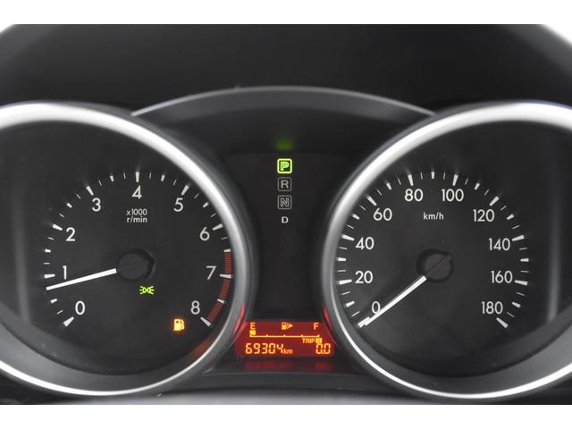 プレマシー ２０Ｓ　車検整備付き　両パワスラ　ＥＴＣ　スマキー２　４ＷＤ　ＨＩＤ地デジフルセグＢｌｕｅｔｏｏｔｈ接続　リアモニター　バックカメラ　オートエアコン　電格ミラー　エンジンスターター（19枚目）