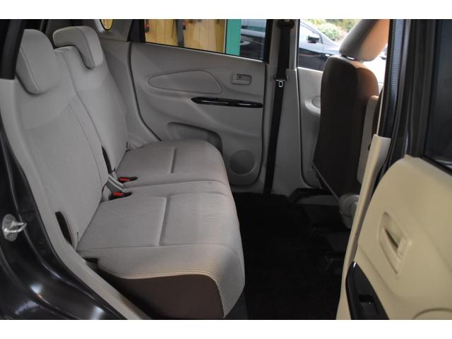 室内もクリーニング済みになります◎内装の状態も悪くありません♪是非とも現車確認お待ちしております！！