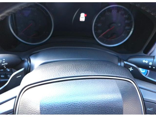 クラウンハイブリッド Ｇ－エグゼクティブ　Ｆｏｕｒ　マイコン制御チルト＆スライド電動ムーンルーフ　パーキングサポートブレーキ（後方歩行者）／リヤカメラディテクション　パノラミックビューモニター＆インテリジェントパーキングアシスト２（巻き込み警報機能付）（11枚目）