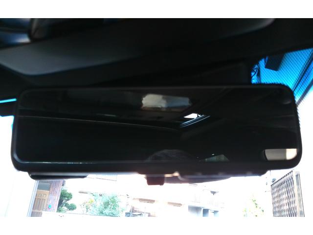 クラウンハイブリッド Ｇ－エグゼクティブ　Ｆｏｕｒ　マイコン制御チルト＆スライド電動ムーンルーフ　パーキングサポートブレーキ（後方歩行者）／リヤカメラディテクション　パノラミックビューモニター＆インテリジェントパーキングアシスト２（巻き込み警報機能付）（20枚目）