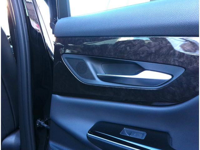 クラウンハイブリッド Ｇ－エグゼクティブ　Ｆｏｕｒ　マイコン制御チルト＆スライド電動ムーンルーフ　パーキングサポートブレーキ（後方歩行者）／リヤカメラディテクション　パノラミックビューモニター＆インテリジェントパーキングアシスト２（巻き込み警報機能付）（22枚目）