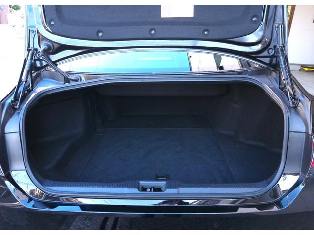 クラウンハイブリッド Ｇ－エグゼクティブ　Ｆｏｕｒ　マイコン制御チルト＆スライド電動ムーンルーフ　パーキングサポートブレーキ（後方歩行者）／リヤカメラディテクション　パノラミックビューモニター＆インテリジェントパーキングアシスト２（巻き込み警報機能付）（29枚目）