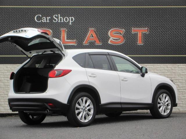 ＣＸ－５ ＸＤ　Ｌパッケージ　４ＷＤ　本革シート　シートヒーター　パワーシート　純正メモリナビ　フルセグ　Ｂｌｕｅｔｏｏｔｈ　バックカメラ　左サイドカメラ　純正ＨＩＤヘッドライト　オートライト　純正１９インチＡＷ　ＢＳＭ　ＥＴＣ（8枚目）