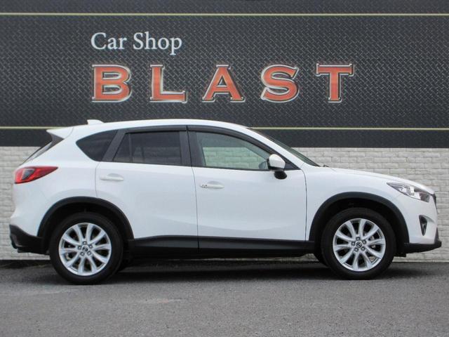 ＣＸ－５ ＸＤ　Ｌパッケージ　４ＷＤ　本革シート　シートヒーター　パワーシート　純正メモリナビ　フルセグ　Ｂｌｕｅｔｏｏｔｈ　バックカメラ　左サイドカメラ　純正ＨＩＤヘッドライト　オートライト　純正１９インチＡＷ　ＢＳＭ　ＥＴＣ（10枚目）