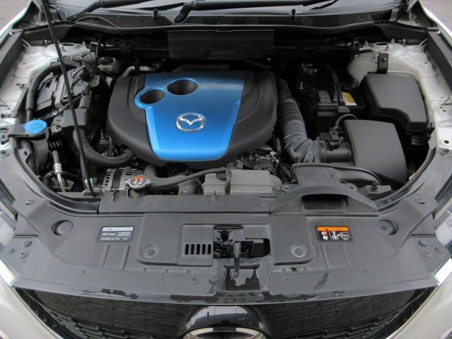 ＣＸ－５ ＸＤ　Ｌパッケージ　４ＷＤ　本革シート　シートヒーター　パワーシート　純正メモリナビ　フルセグ　Ｂｌｕｅｔｏｏｔｈ　バックカメラ　左サイドカメラ　純正ＨＩＤヘッドライト　オートライト　純正１９インチＡＷ　ＢＳＭ　ＥＴＣ（41枚目）