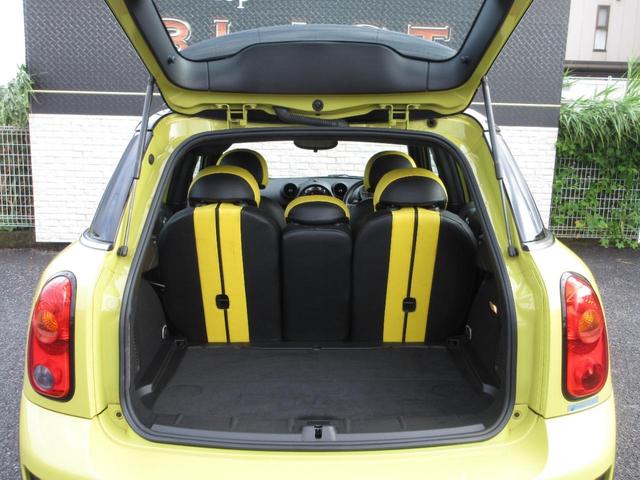 ＭＩＮＩ クーパーＳＤ　クロスオーバー　サンライト　特別仕様車　ディーゼルターボ　社外メモリーナビ　フルセグＴＶ　Ｂｌｕｅｔｏｏｔｈ　バックカメラ　純正ＨＩＤヘッドライト　オートライト　純正１８インチＡＷ　クルーズコントロール　シートカバー　横滑り防止（14枚目）