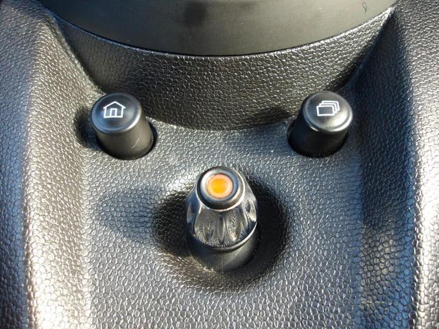 ＭＩＮＩ クーパーＳＤ　クロスオーバー　サンライト　特別仕様車　ディーゼルターボ　社外メモリーナビ　フルセグＴＶ　Ｂｌｕｅｔｏｏｔｈ　バックカメラ　純正ＨＩＤヘッドライト　オートライト　純正１８インチＡＷ　クルーズコントロール　シートカバー　横滑り防止（36枚目）