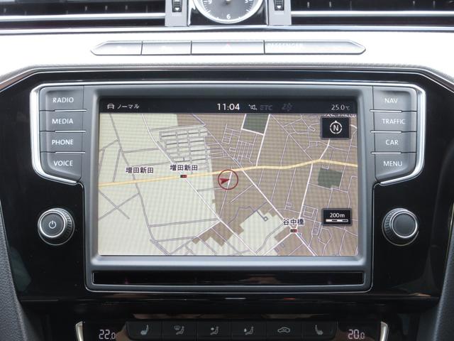 パサートヴァリアント ２．０ＴＳＩ　Ｒライン　衝突被害軽減ブレーキ　レーンキープ　ＢＳＭ　クリアランスソナー　パーキングアシスト　アダプティブクルコン　オートホールド　本革シート　パワーシート　電動リアゲート　ローダウン　Ｂｌｕｅｔｏｏｔｈ（22枚目）