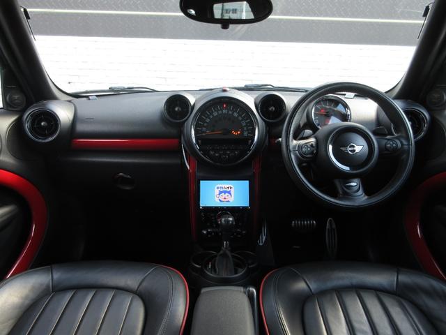 ＭＩＮＩ ジョンクーパーワークス　クロスオーバー　フルタイム４ＷＤ　ｈａｒｍａｒｋａｒｄｏｎオーディオ　社外メモリーナビ　フルセグ　バックカメラ　ＪＣＷフルエアロ　ＪＣＷ専用１８ＡＷ　ブレーキキャリパー　ＨＩＤライトフォグ　シートヒーター（16枚目）