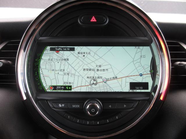 ＭＩＮＩ クーパーＳＤ　ディーゼルターボ　純正ナビ　フルセグＴＶ　Ｂｌｕｅｔｏｏｔｈ　ＡＵＸ　ＵＳＢ　バックカメラ　ドラレコ　アイドリングストップ　オートライト　電格ミラー　オートエアコン　スマートキー　バックドアスポイラー（22枚目）