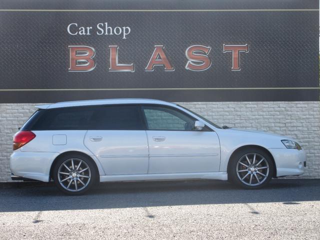 レガシィツーリングワゴン ２．０ＧＴスペックＢ　ワンオーナー　フルタイム４ＷＤ　５速マニュアル　社外ＨＤＤナビ　ＭＳＶ　フルセグＴＶ　Ｂカメラ　社外マフラー　純正１８ＡＷ　パワーシート　オートエアコン　ＨＩＤライト　ルーフレール　ドアバイザー（10枚目）