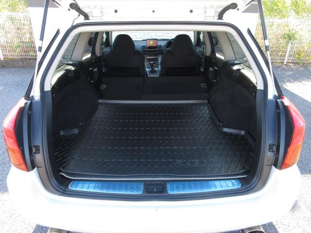 レガシィツーリングワゴン ２．０ＧＴスペックＢ　ワンオーナー　フルタイム４ＷＤ　５速マニュアル　社外ＨＤＤナビ　ＭＳＶ　フルセグＴＶ　Ｂカメラ　社外マフラー　純正１８ＡＷ　パワーシート　オートエアコン　ＨＩＤライト　ルーフレール　ドアバイザー（15枚目）