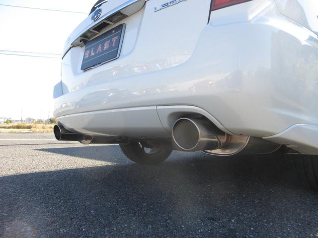 レガシィツーリングワゴン ２．０ＧＴスペックＢ　ワンオーナー　フルタイム４ＷＤ　５速マニュアル　社外ＨＤＤナビ　ＭＳＶ　フルセグＴＶ　Ｂカメラ　社外マフラー　純正１８ＡＷ　パワーシート　オートエアコン　ＨＩＤライト　ルーフレール　ドアバイザー（17枚目）