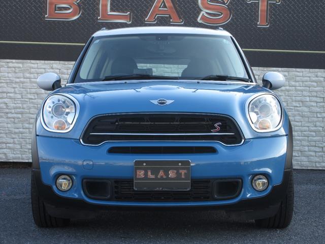 グレードは「クーパーＳオール４マリン」です♪