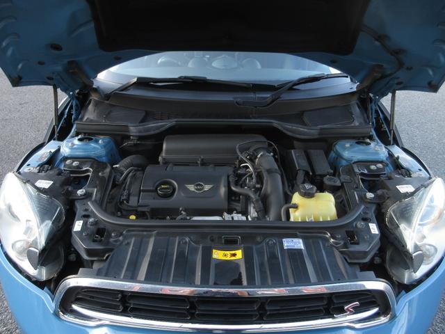 キレイに仕上がったエンジンルーム☆機関も良好です♪安心のタイミングチェーン式です！！