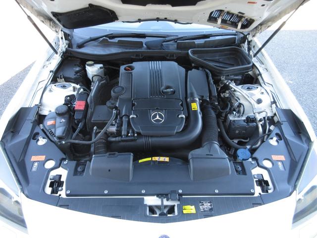 ＳＬＫ ＳＬＫ２００ＭＴ　ＡＭＧスポーツパッケージ　６速マニュアル　電動オープン　オートクルコン　純正ＨＤＤナビ　フルセグＴＶ　Ｂｌｕｅｔｏｏｔｈ　ＭＳＶ　本革シート　シートヒーター　オートライト　エアスカーフ　ＥＴＣ　横滑り防止　純正１８ＡＷ（31枚目）