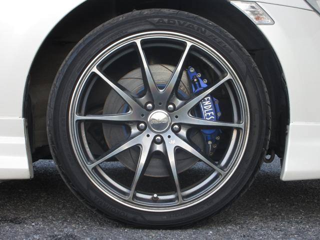 ８６ ＧＴリミテッド　６速マニュアル　モデリスタフルエアロ　ＲＡＹＳ１８インチＡＷ　柿本改マフラー　ＴＥＩＮ車高調　ＥＮＤＬＥＳＳブレーキキャリパー　ハーフレザーシート　シートヒーター　オートライト　左右独立オートエアコン（15枚目）