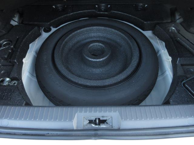 ８６ ＧＴリミテッド　６速マニュアル　モデリスタフルエアロ　ＲＡＹＳ１８インチＡＷ　柿本改マフラー　ＴＥＩＮ車高調　ＥＮＤＬＥＳＳブレーキキャリパー　ハーフレザーシート　シートヒーター　オートライト　左右独立オートエアコン（18枚目）