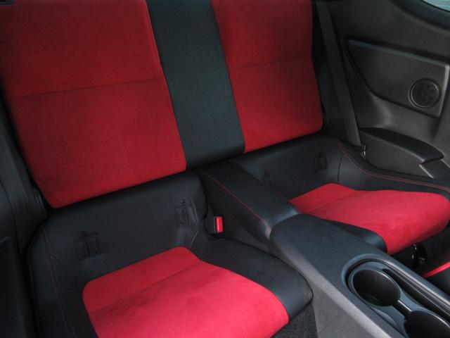 ８６ ＧＴリミテッド　６速マニュアル　モデリスタフルエアロ　ＲＡＹＳ１８インチＡＷ　柿本改マフラー　ＴＥＩＮ車高調　ＥＮＤＬＥＳＳブレーキキャリパー　ハーフレザーシート　シートヒーター　オートライト　左右独立オートエアコン（23枚目）