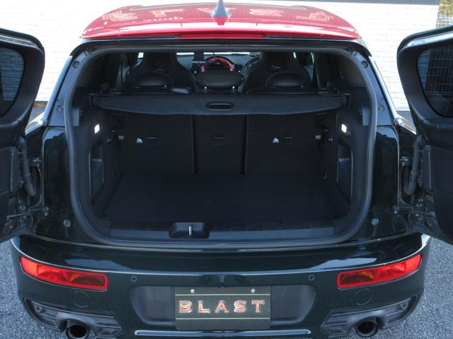 収納力もあるミニクラブマンの荷室☆トノカバーもございます♪